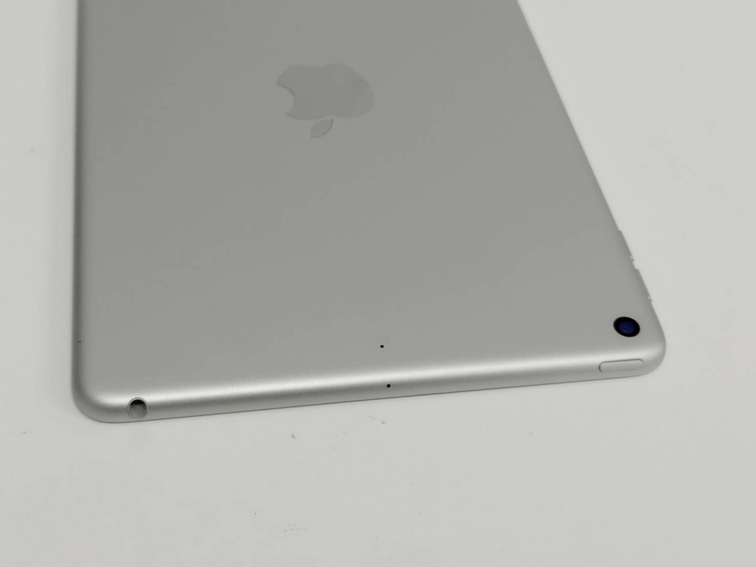 iPad - iPad mini a2133 wifiモデル、64GB ホワイト s-l400.jpg