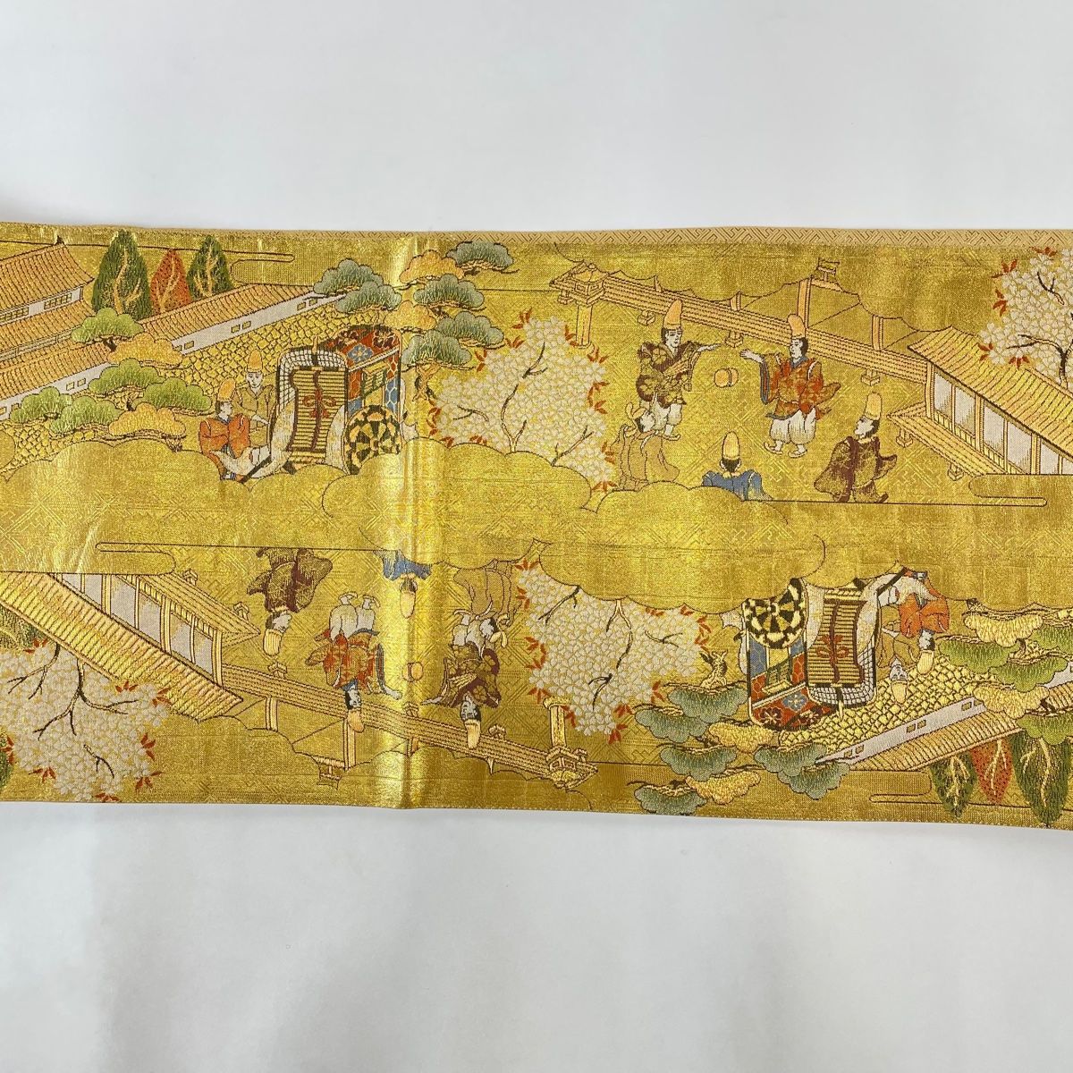 すずらん♦︎袋帯◆正絹◆古典柄♦︎金色♦︎金糸♦︎箔♦︎安土桃山時代の役者舞 袋帯 美品 秀品 山鉾 人物 金糸 箔 金茶 全通 正絹 【中古