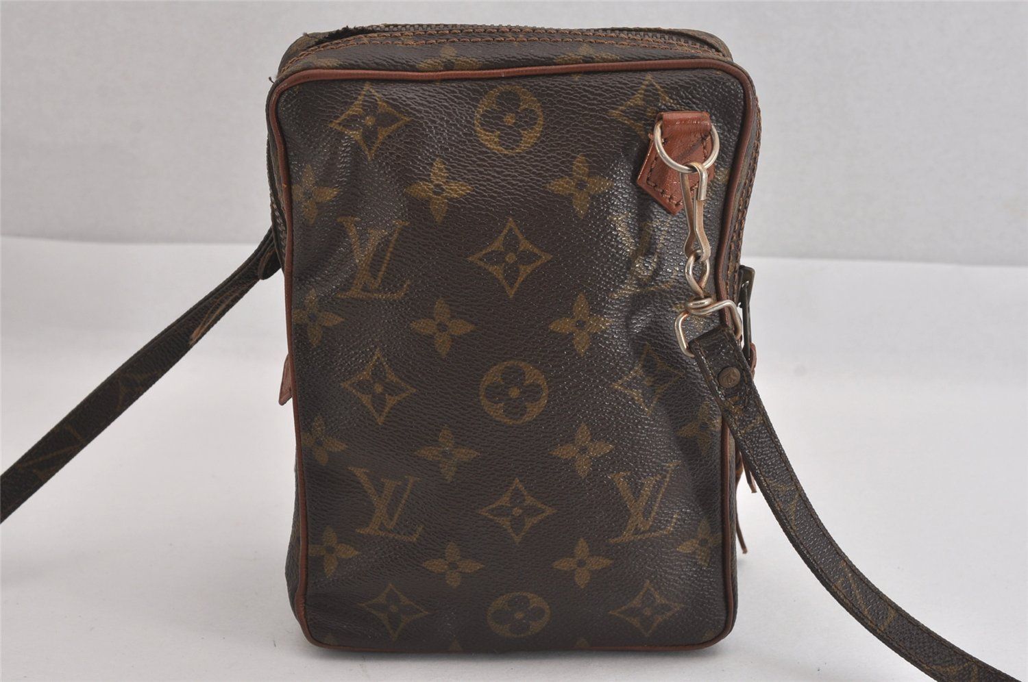 LOUIS VUITTON ルイヴィトン モノグラム アマゾン ショルダー