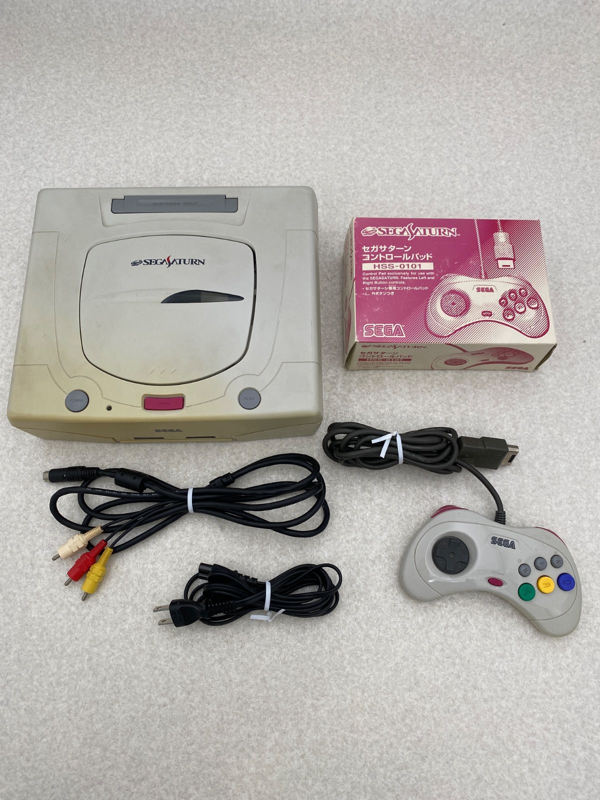 SEGA セガサターン HST-3220 本体 動作品 コントローラー2点