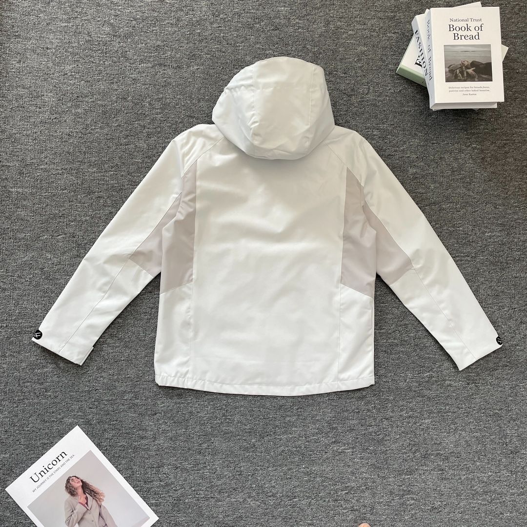 男女兼用のアウトドア登山用フード付き風防ぎ 防水ライダージャケット