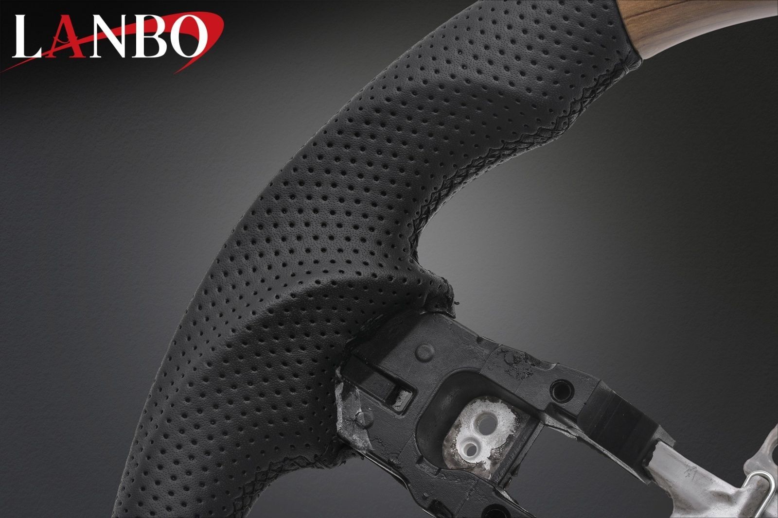 e HEVクロスター