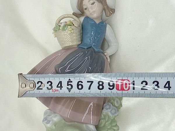 LLADRO】 フィギュリン 置物 甘い花の香りリヤドロ 置き物