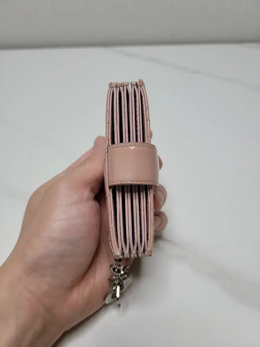 Dior(ディオール) レディー アコーディオン カードウォレット