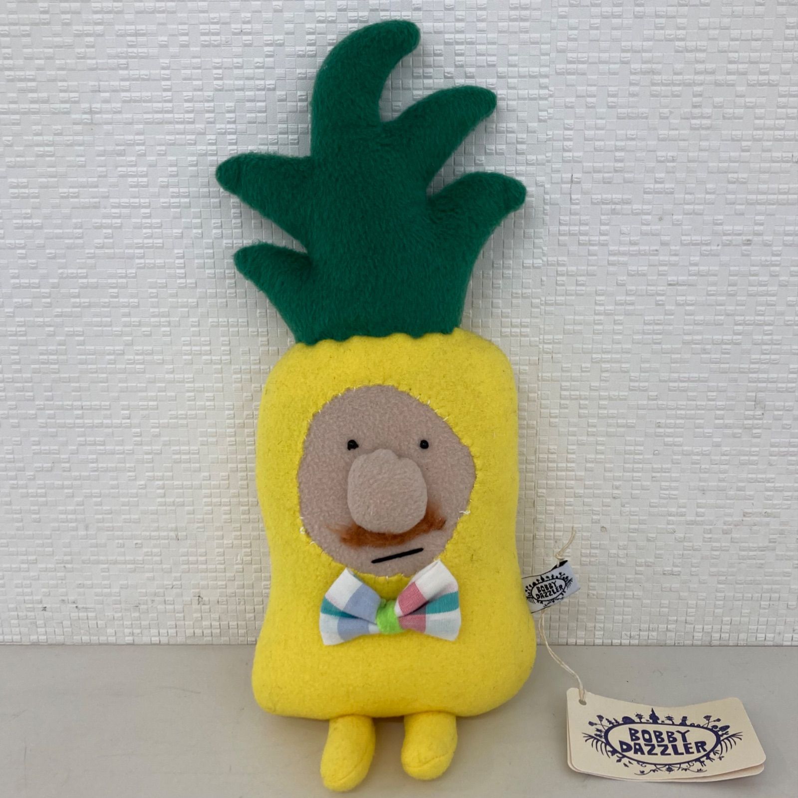 BOBBY DAZZLER ぬいぐるみ ボビーダズラー パイナップル