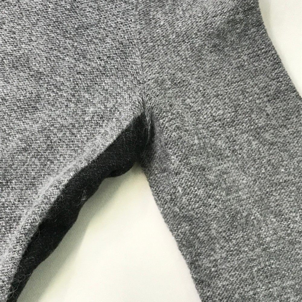 EMPORIO ARMANI エンポリオ アルマーニ  バック切替 ニットカーディガン  グレー系 42 レディース EMPORIO ARMANI エンポリオ アルマーニ バック切替 ニット