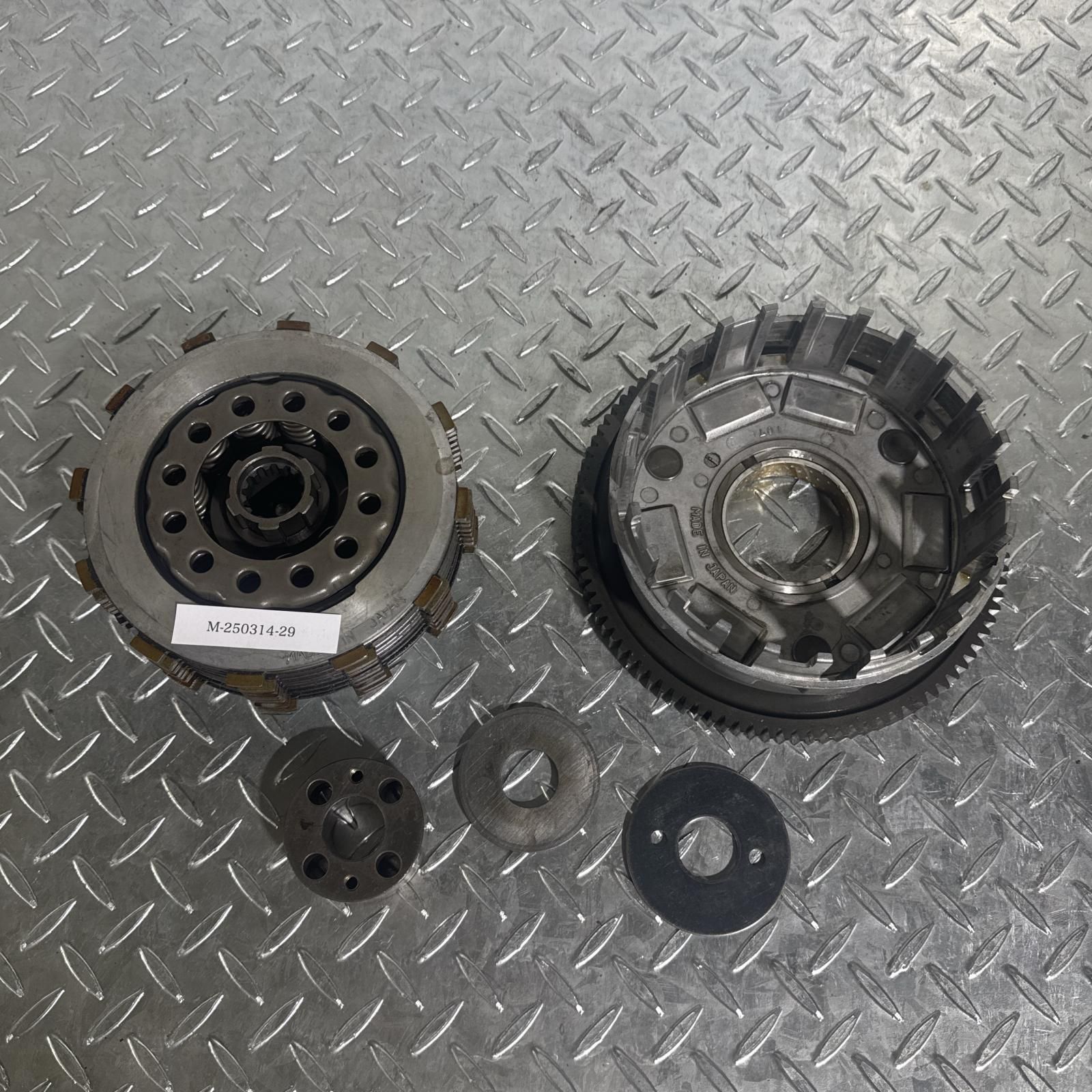 KAWASAKI GPZ1000RX クラッチハウジング カワサキ