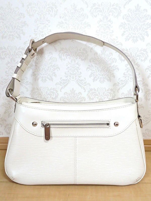 LOUIS VUITTON ルイヴィトン エピ テュレンPM M5928J LOUIS VUITTON ルイヴィトン エピ テュレンPM M5928J