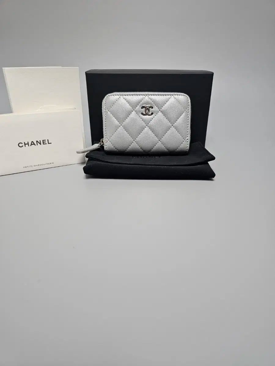 シャネル ラムスキン 折り財布 カードケース コインケース シルバー