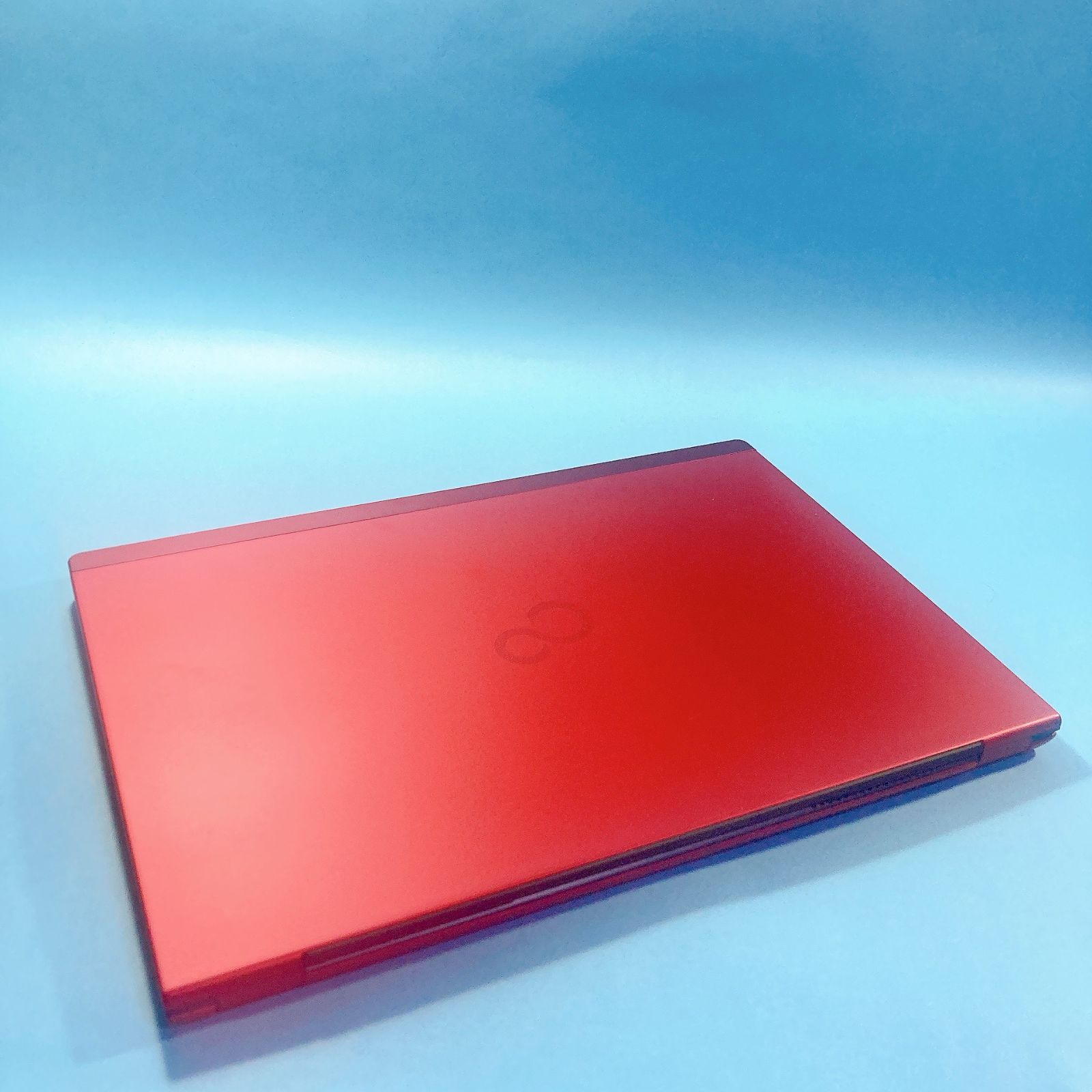 520✨赤/ 薄型軽量 / LIFEBOOK /高速SSD /8GB /オフィス付✨すぐ使える