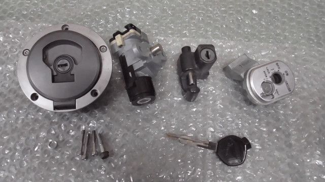ベンリィ　プロ　ESP　AA05-1101xxx　の　キーセット:#1684461700