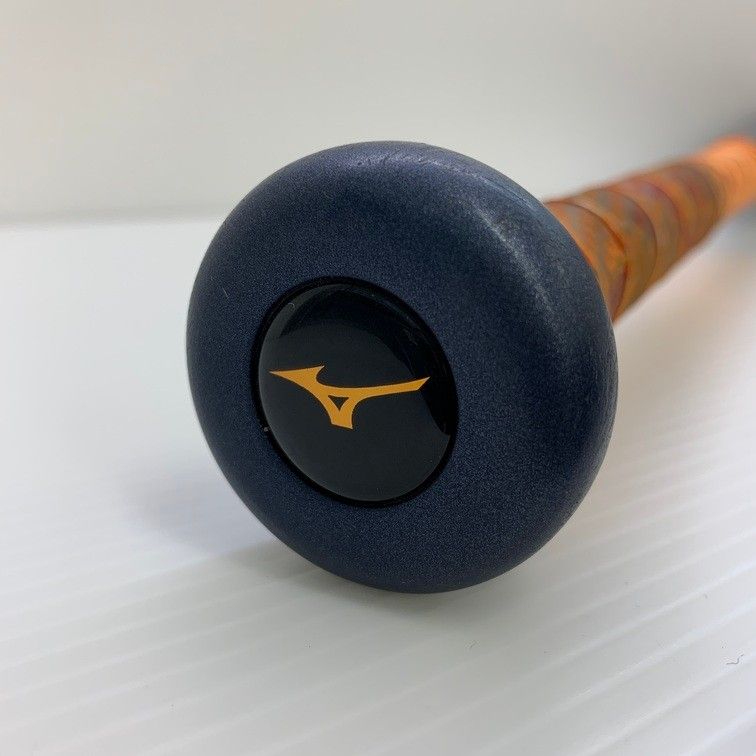 MIZUNO - 中古品 ミズノ MIZUNO ビヨンドマックスレガシーフレアエンド 軟式 FRP製バット 1CJBR168 ケース付き 6870 軟式用ビヨンドマックスレガシーフレア ミドル(FRP製／84cm