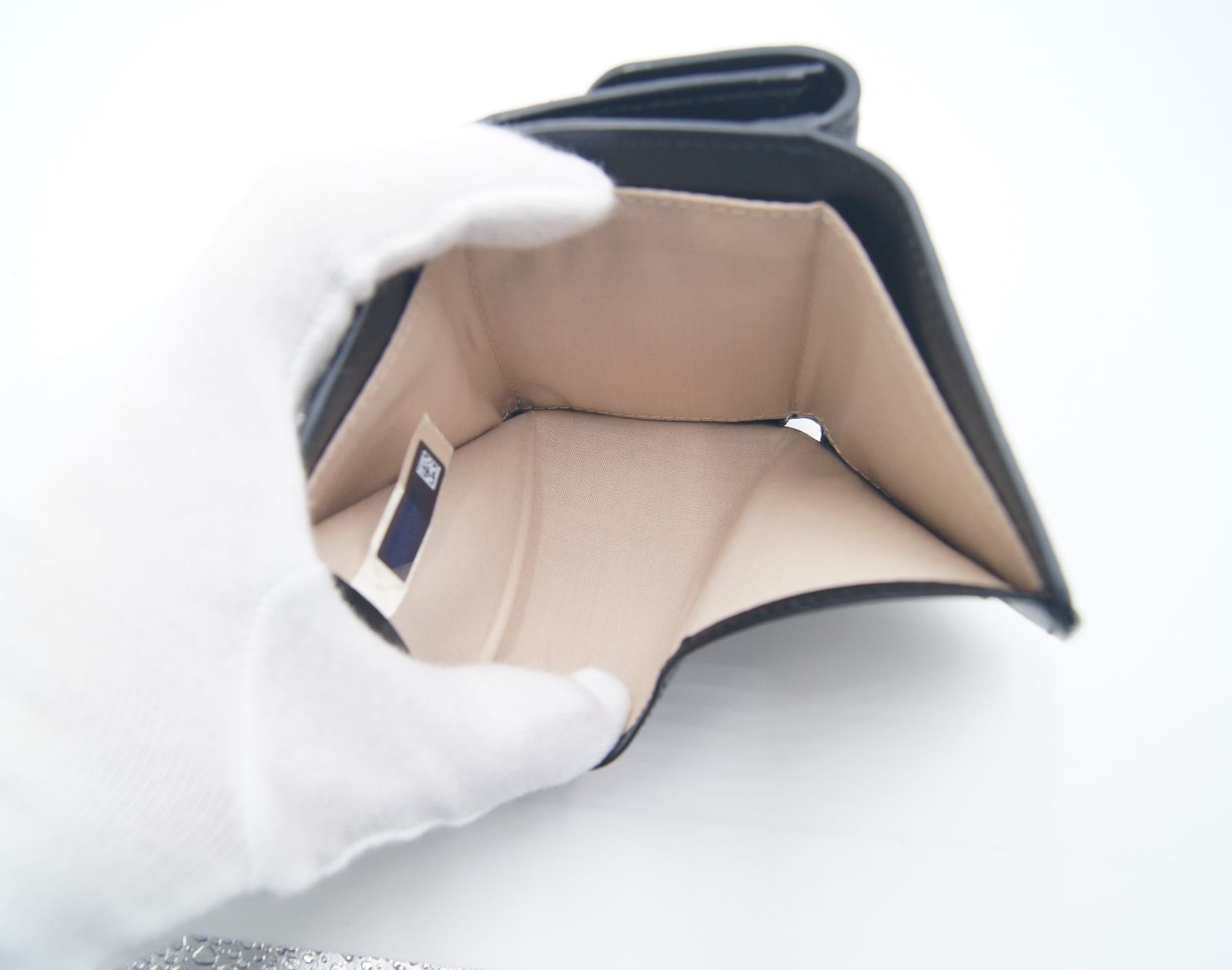 Chloe クロエ アビー三つ折り財布 ミニ財布 ミニウォレット レディース 小銭入れ ブラック 南京錠 スナップボタン スモールトリフォールド
