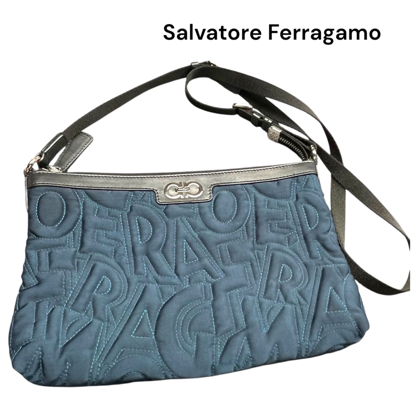 美品 サルヴァトーレフェラガモ Salvatore Ferragamo キルティング 