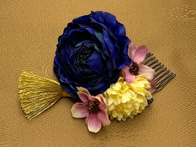 手作りのアートフラワー髪飾り