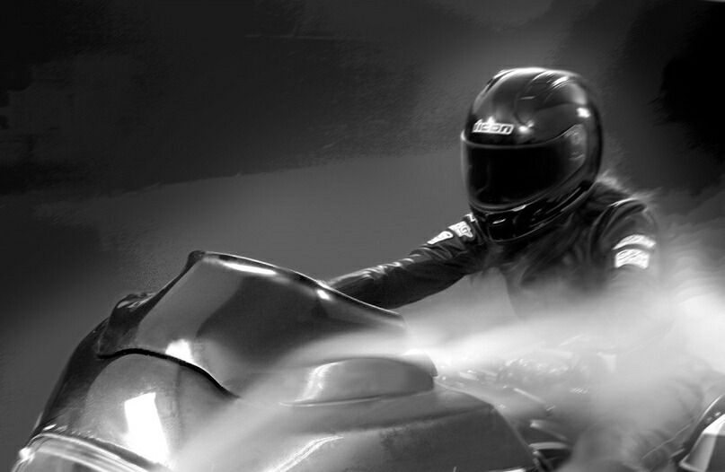 KOLOR SPORT FLARE ウインドシールド 9インチ ピンク アイス 2015〜24年FLTR 2025〜25年FLTRT BRIGHTFACE_UK