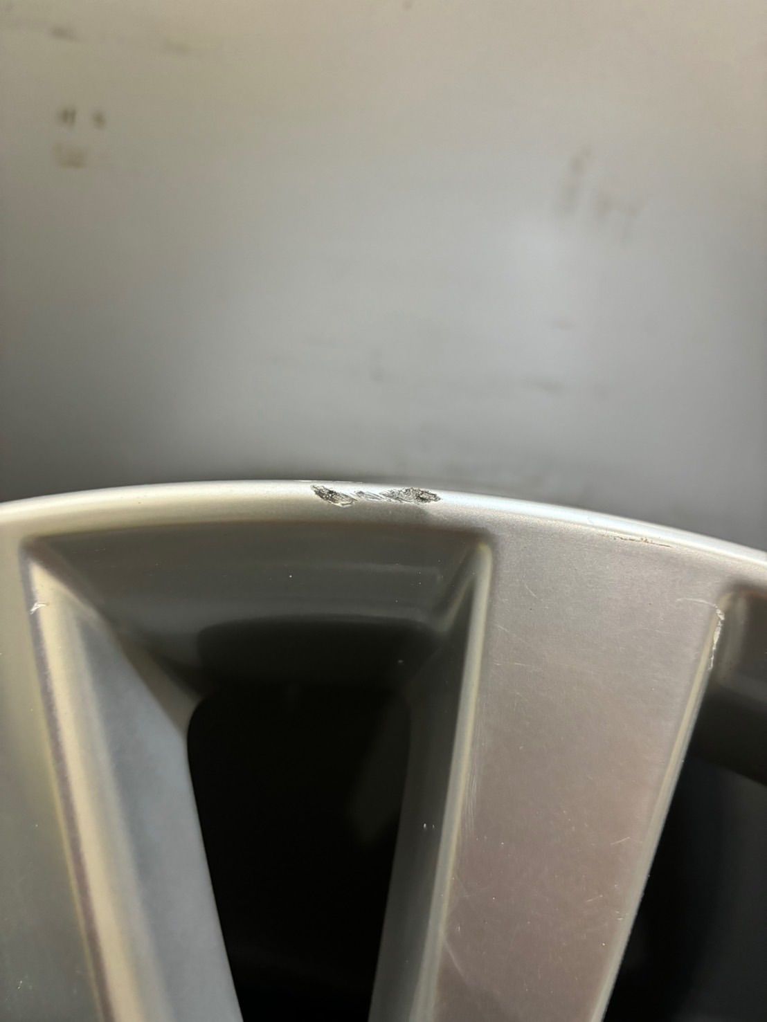 高品質、低価格。 レクサス LS460 LS600h 後期 純正 OP 19インチ 8J 35 120 5H アルミホイール 4本 40 アルファード ヴェルファイア 1-K201 【緊急大幅値下げ！】