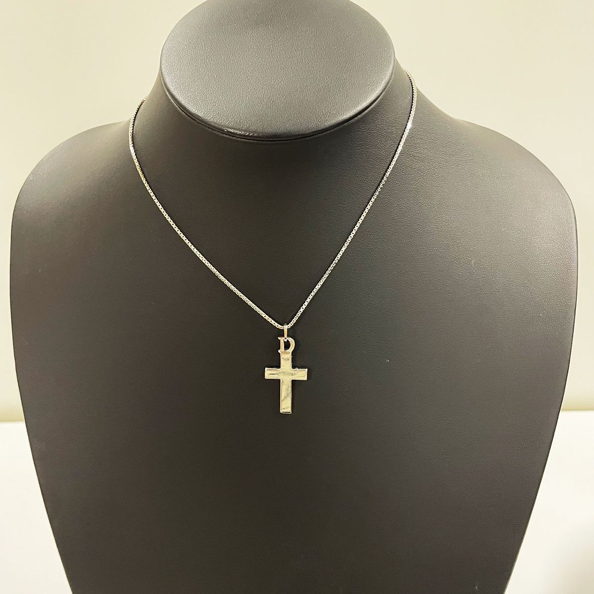 クリスチャンディオール　シルバー クロスペンダント ネックレス Christian dior クリスチャンディオール ネックレス ペンダント