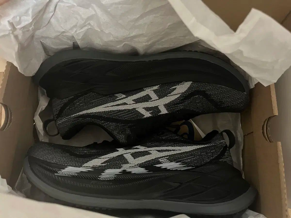 アシックス 2 ブラック