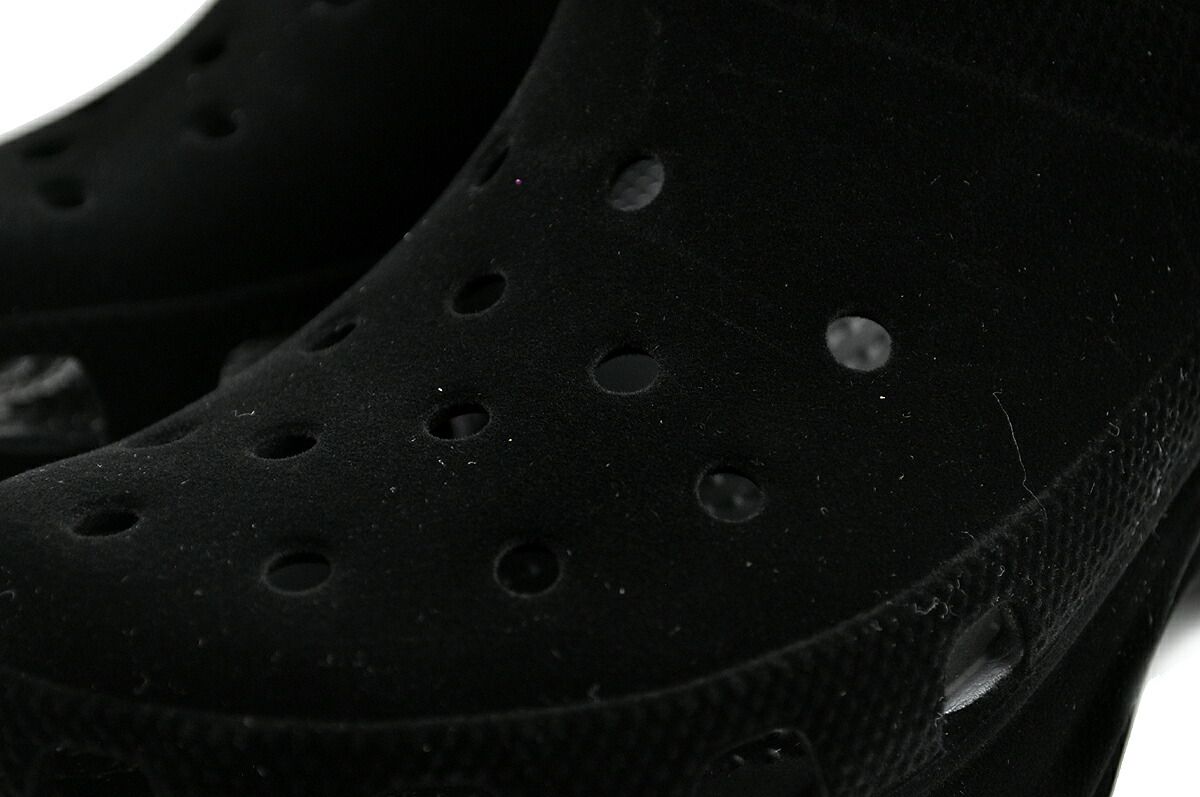 クロックス ベイ ベルベット クロッグ ブラック crocs BAE VELVET CLOG BLACK 211919-001 靴 サンダル レディース ウィメンズ KIN-KAAI_COM