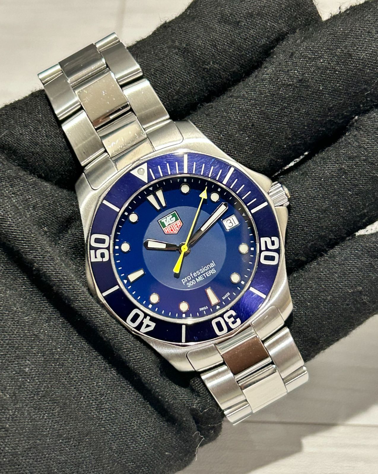 タグホイヤー WAB1112 アクアレーサー TAG Heuer Aquaracer - Steel - 41 mm | TAG Heuer US