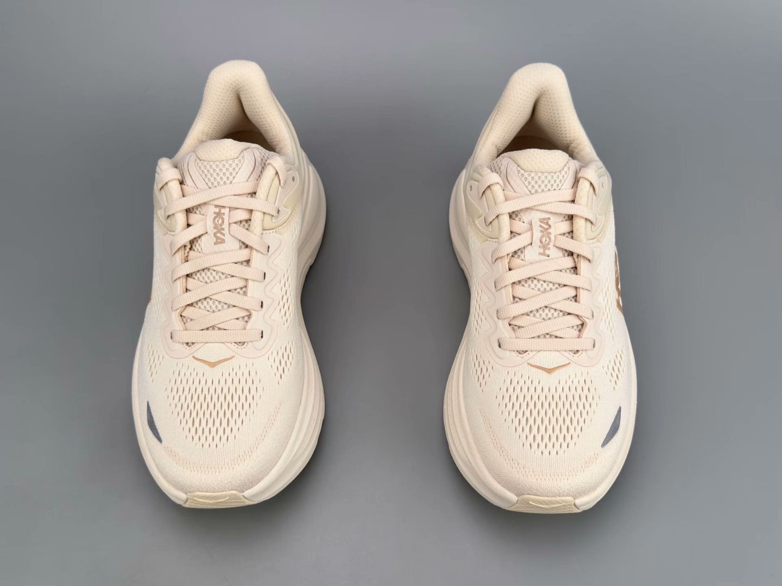 HOKA ONE ONE ホカ オネオネ ボンダイ 9 Bondi 9 Oatmeal