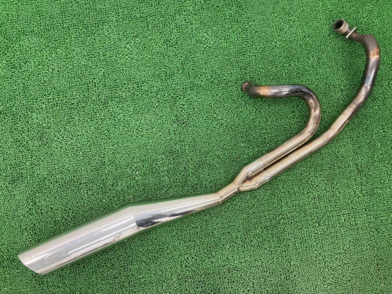 ヤマハ発動機 ドラッグスター400クラシック エキパイマフラー