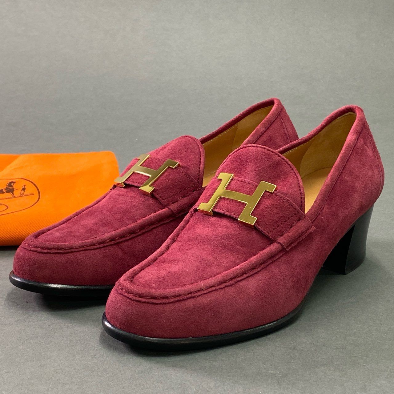 エルメス HERMES パンプス ローファー スウェード Hロゴ 【公式通販】