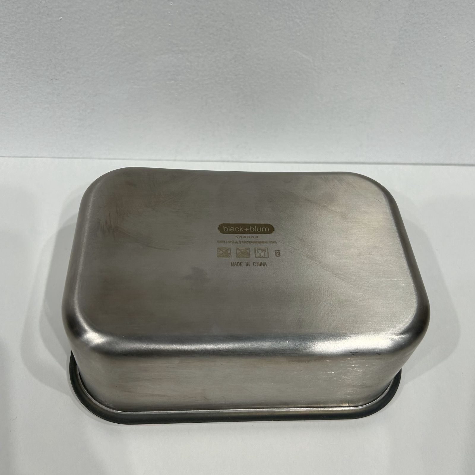 中古】プラダ ロゴランチボックス ウッドxステンレス 1.25L