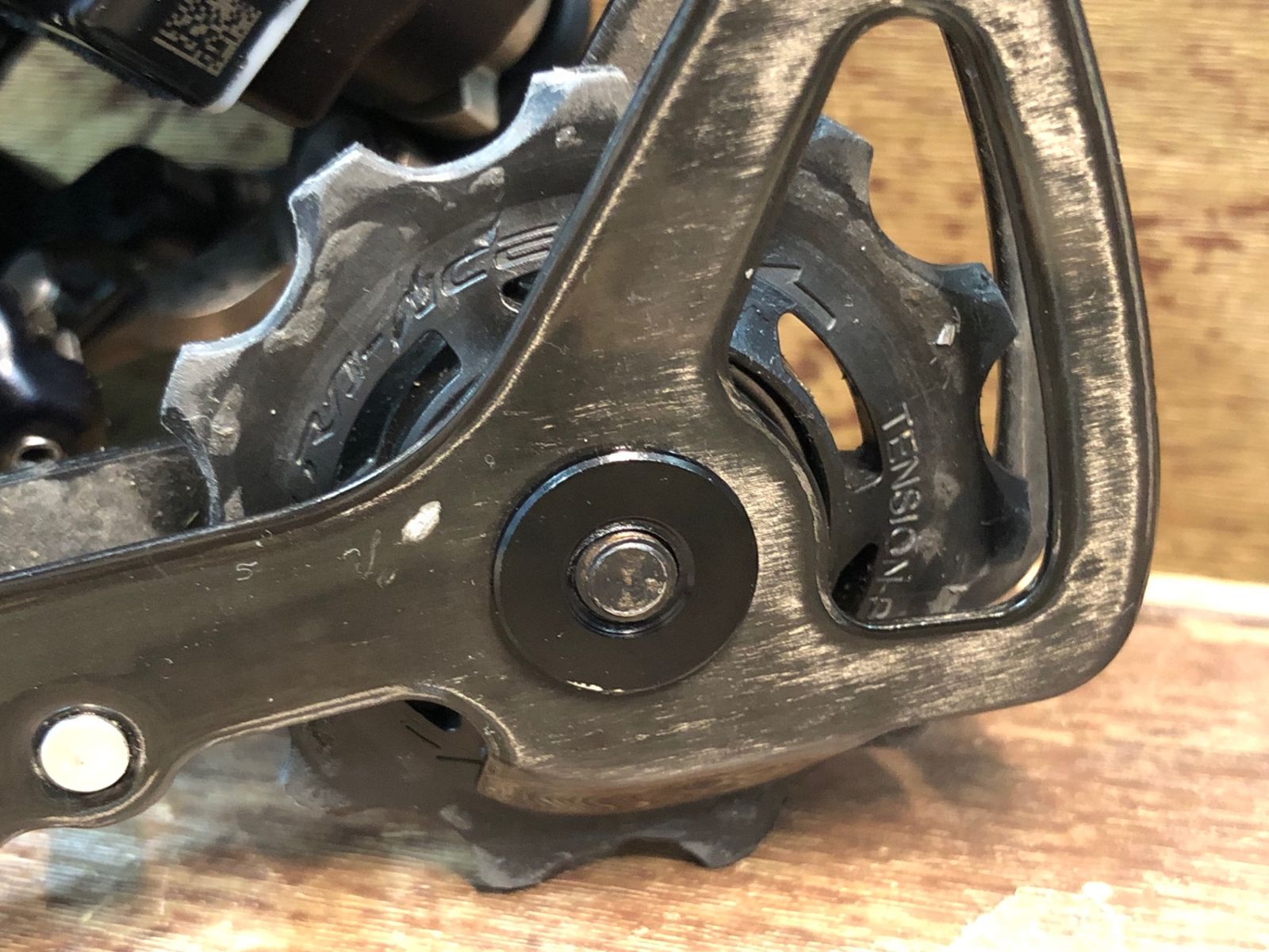 IB701 シマノ SHIMANO デュラエース DURA-ACE RD-9070 リア 