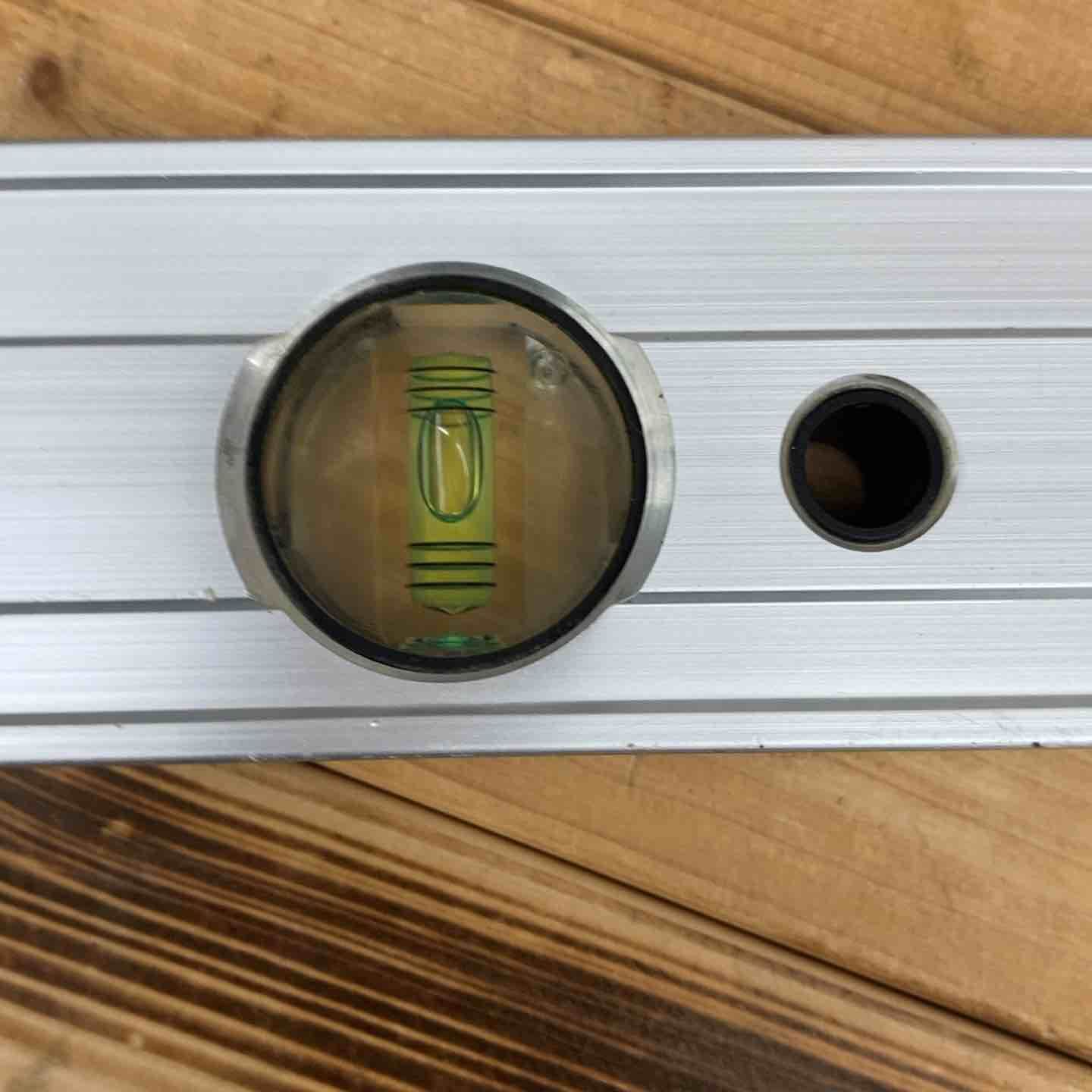 水平器