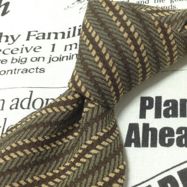 斜めストライプ レジメンタル