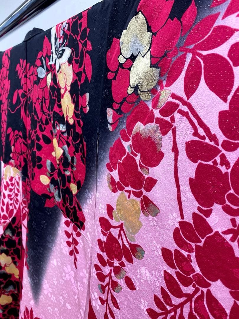 振袖 豪華 金彩 銀彩 銀通し 刺繍 藤 蝶 身丈162cm 撥水加工済 - メルカリ