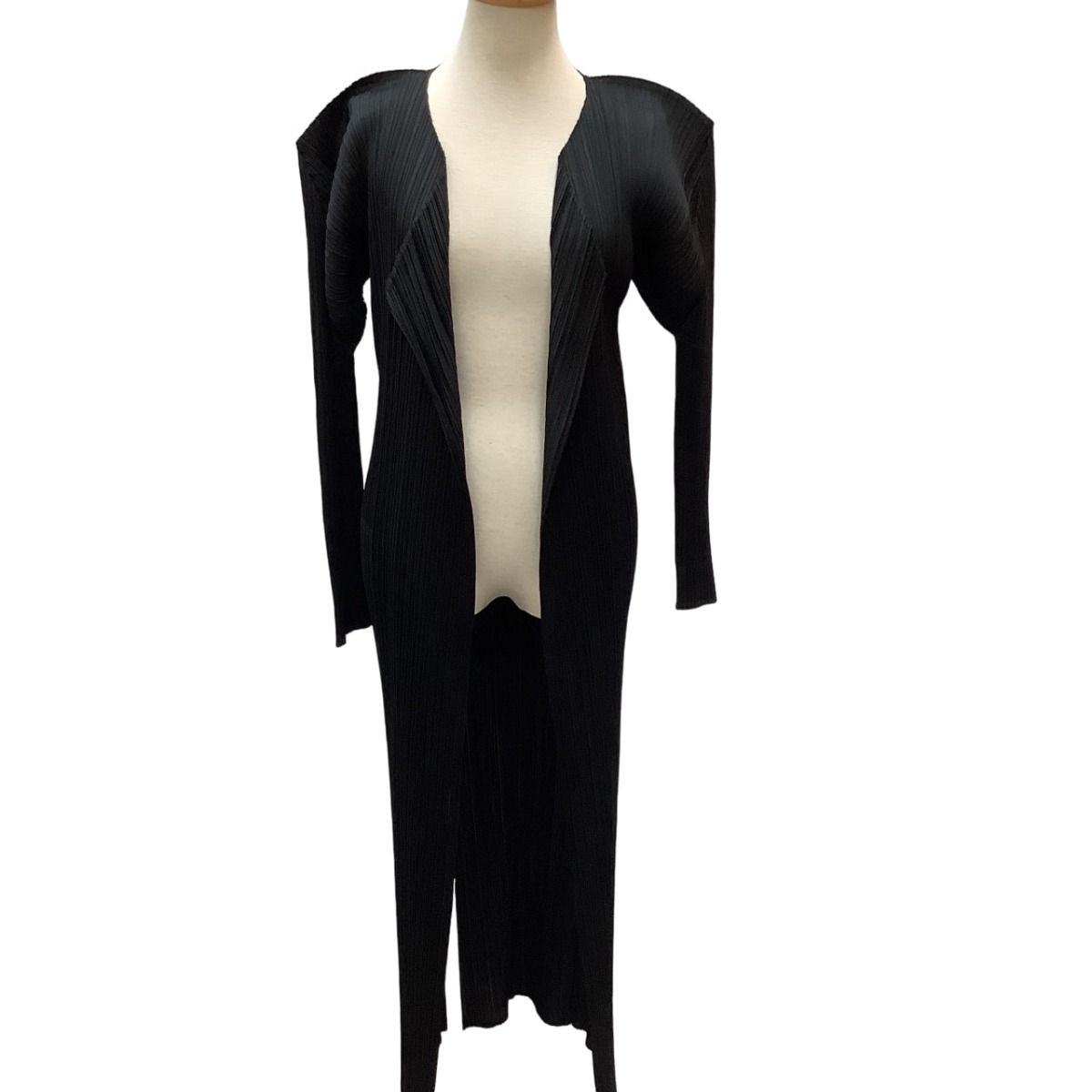 PLEATS PLEASE!　フード付きロングカーディガン 　イッセイミヤケ ♪♪ISSEY MIYAKE イッセイミヤケ PLEATS PLEASE ロング