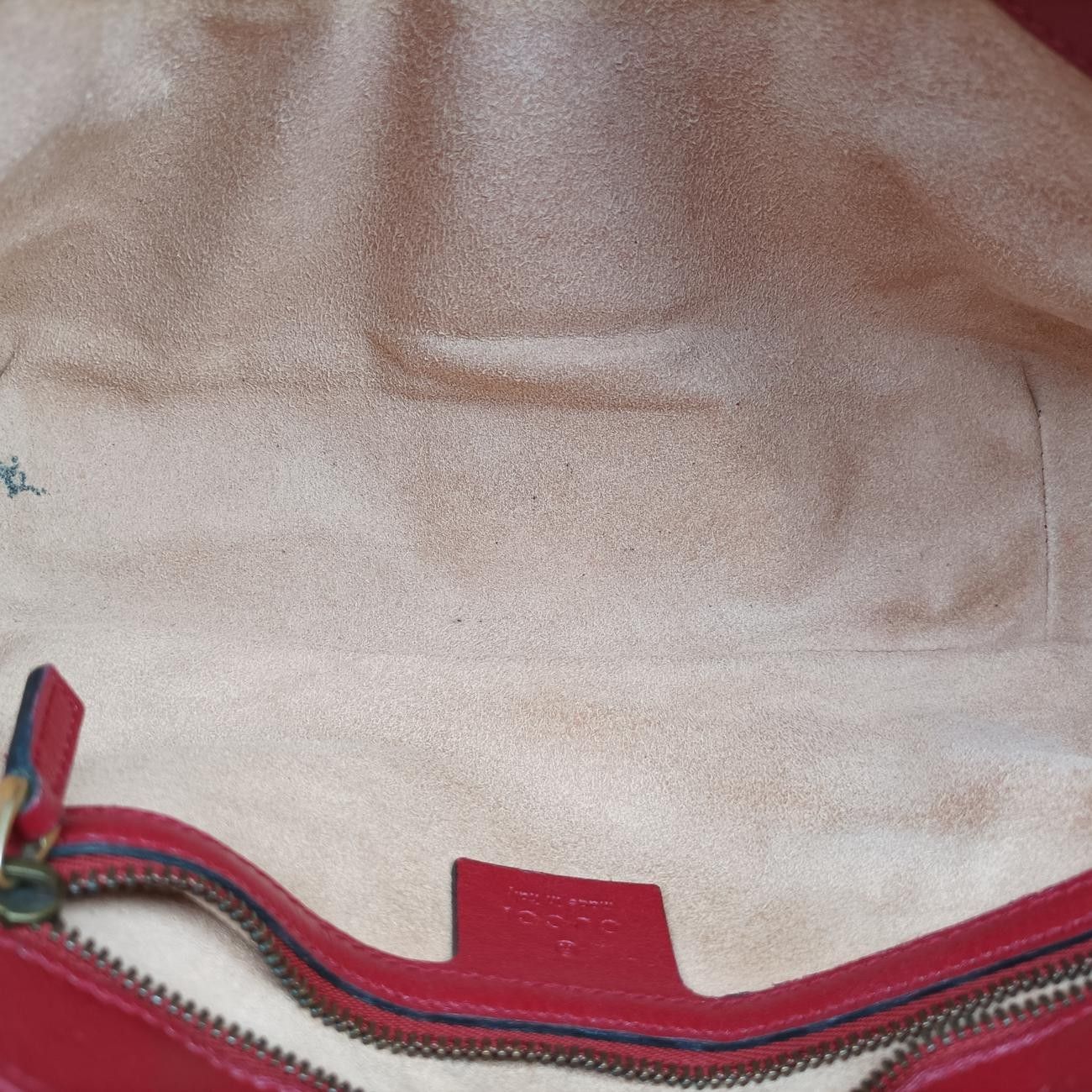 グッチGucciGGマーモントブラック×レッドレザー