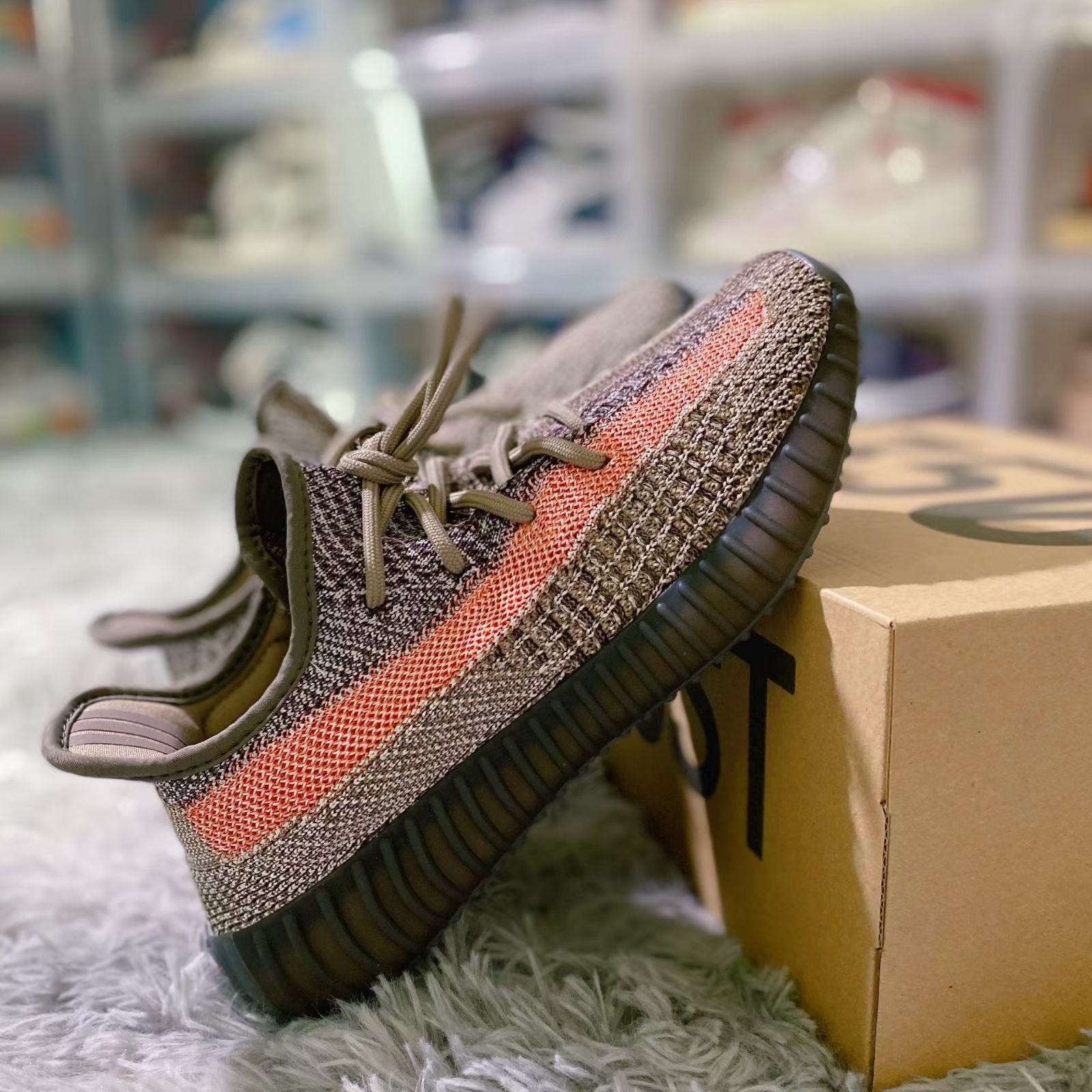 アディダス adidas スニーカー イージーブースト YEEZY BOOST 350 V2 ASH STONE GW0089 - メルカリ