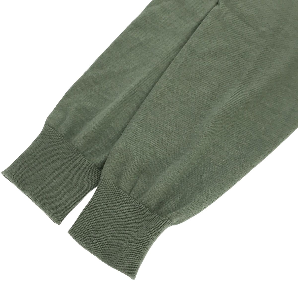 JIL SANDER◆24AW/シルク混/ニット・セーター(薄手)/34/カシミア/GRN/J01GP0003 ジル サンダーらしいヒネリの効いたシルエットを楽しむ──特集