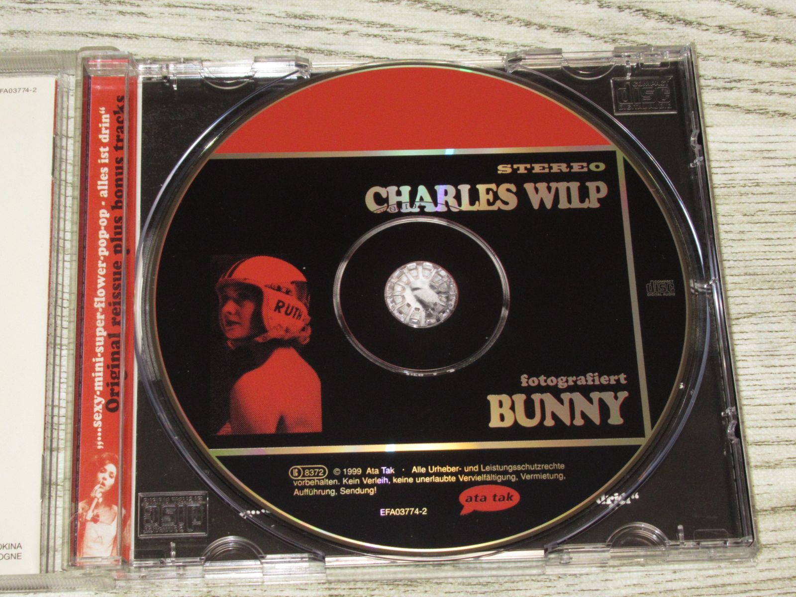 CD CHARLES WILP FOTOGRAFIERT BUNNY EFA 03774-2 ボーナストラック 全 