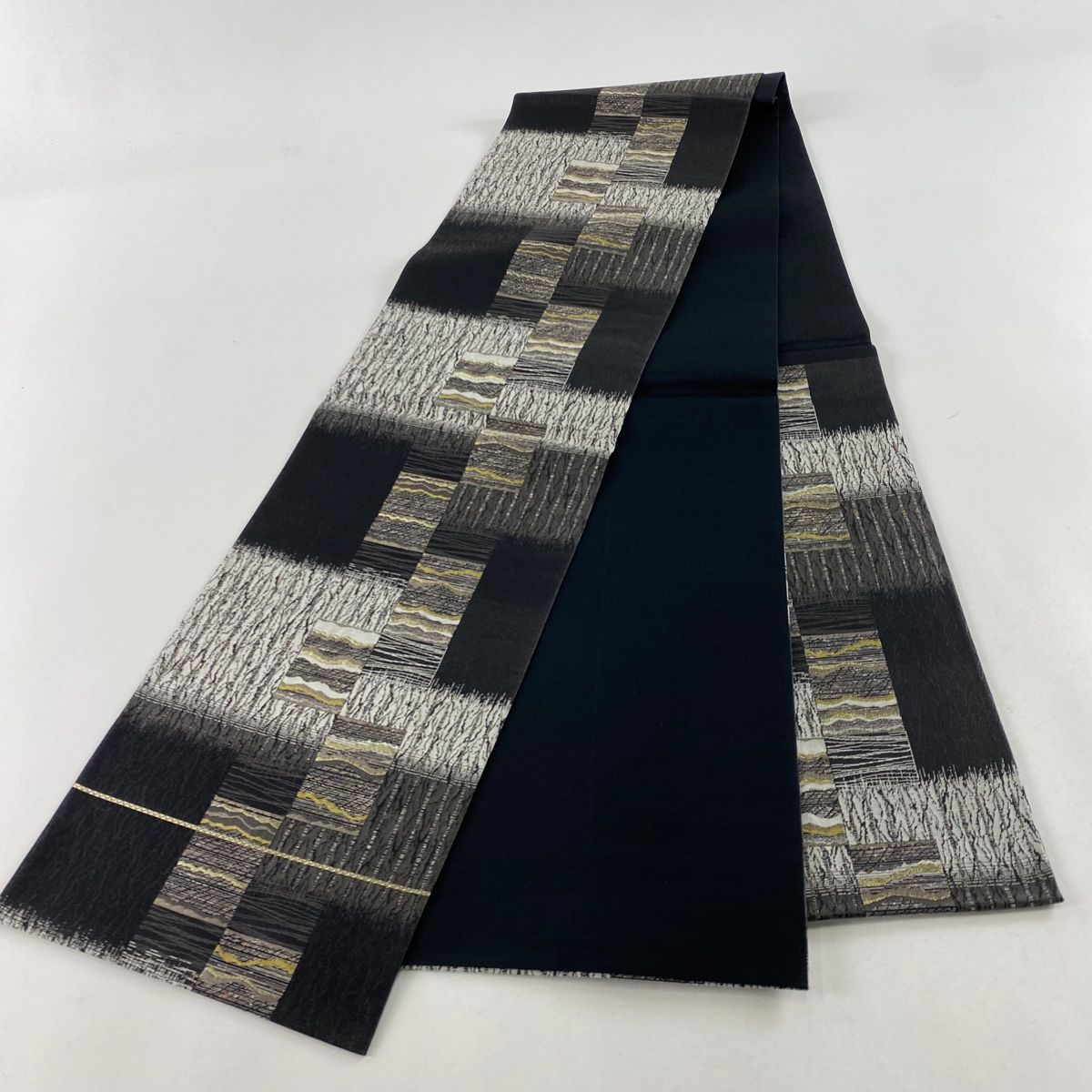 袋帯 美品 名品 華文 鳥 金銀糸 箔 青灰色 六通 正絹 【中古】 【公式