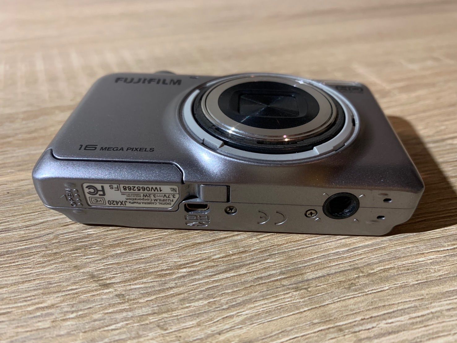 5484 FUJIFILM FINEPIX JX420 シルバー デジカメ 富士フイルム FinePix JX420 [シルバー] 価格比較 - 価格.com