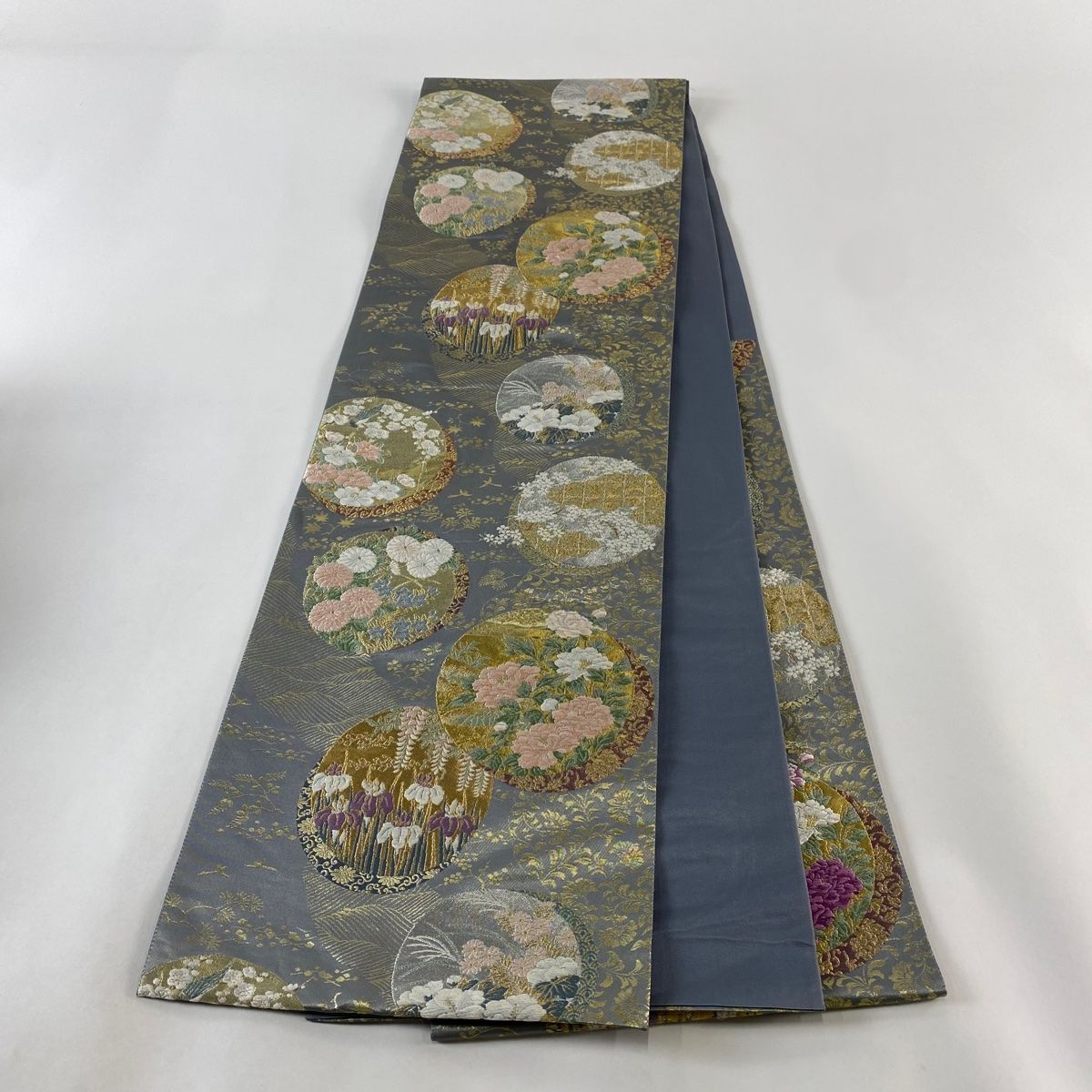 袋帯 美品 名品 じゅらく 落款 草花 丸文 金銀糸 箔 灰色 お太鼓