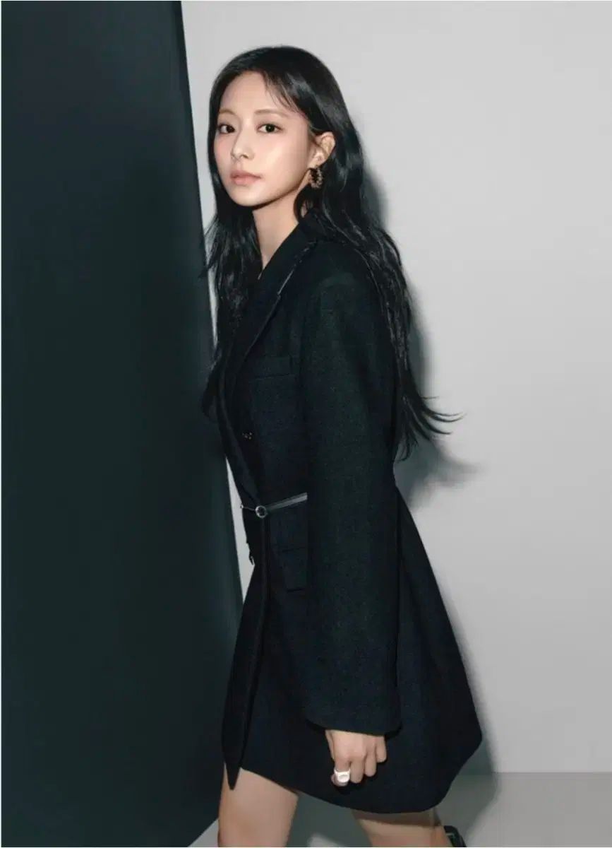 zooc ツウィ着用 ブラックジャケット