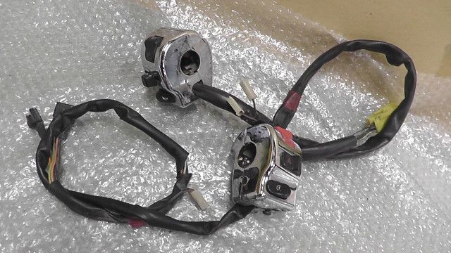 スカイウェイブ SS　CJ46A　の　ハンドルスイッチ　左右:#1734052287