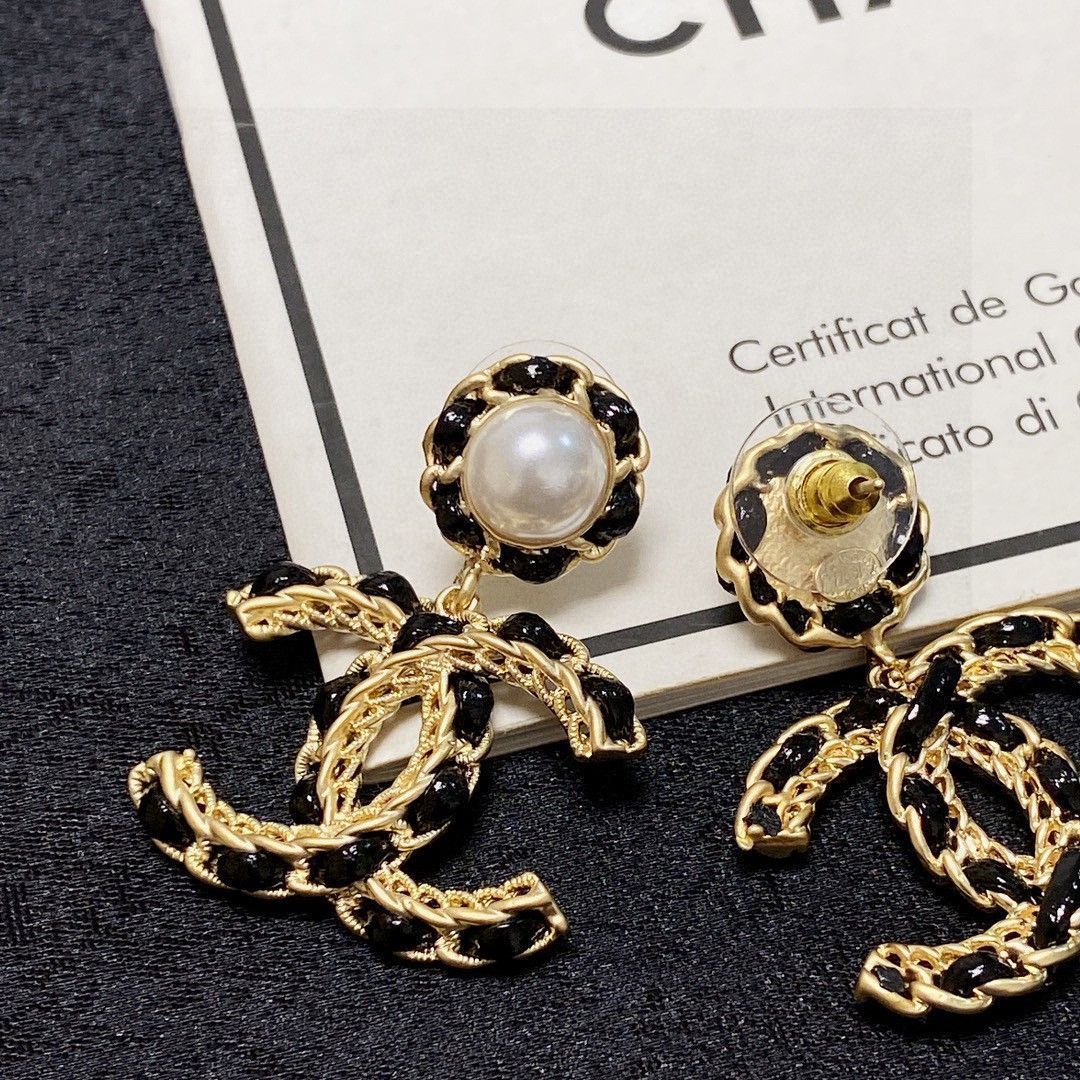 CHANEL】シャネル 新品 ブラックレザー ドロップピアス スターリング