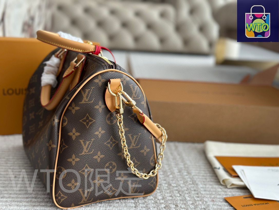 【匿名配送】LOUIS VUITTON  ストラップ　❤︎ 匿名配送】LOUIS VUITTON ストラップ❤︎