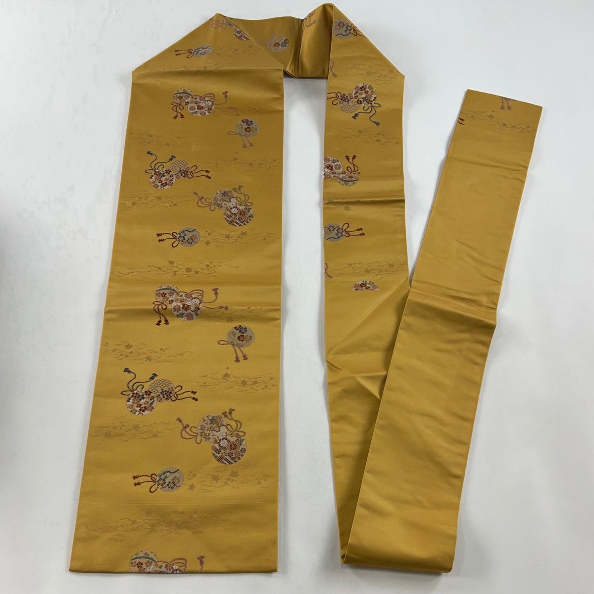 鞠