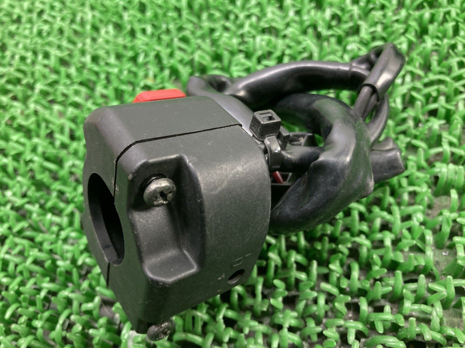 MT-07 ハンドルスイッチ 右 ヤマハ 純正 バイク 部品 RM19J スイッチボックス 割れ欠け無し 品薄 品 車検 Genuine Vj