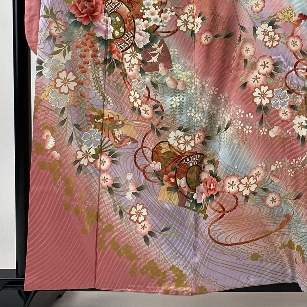 振袖 身丈158cm 裄丈63.5cm S 袷 鼓 草花 金彩 ラメ ピンク 正絹