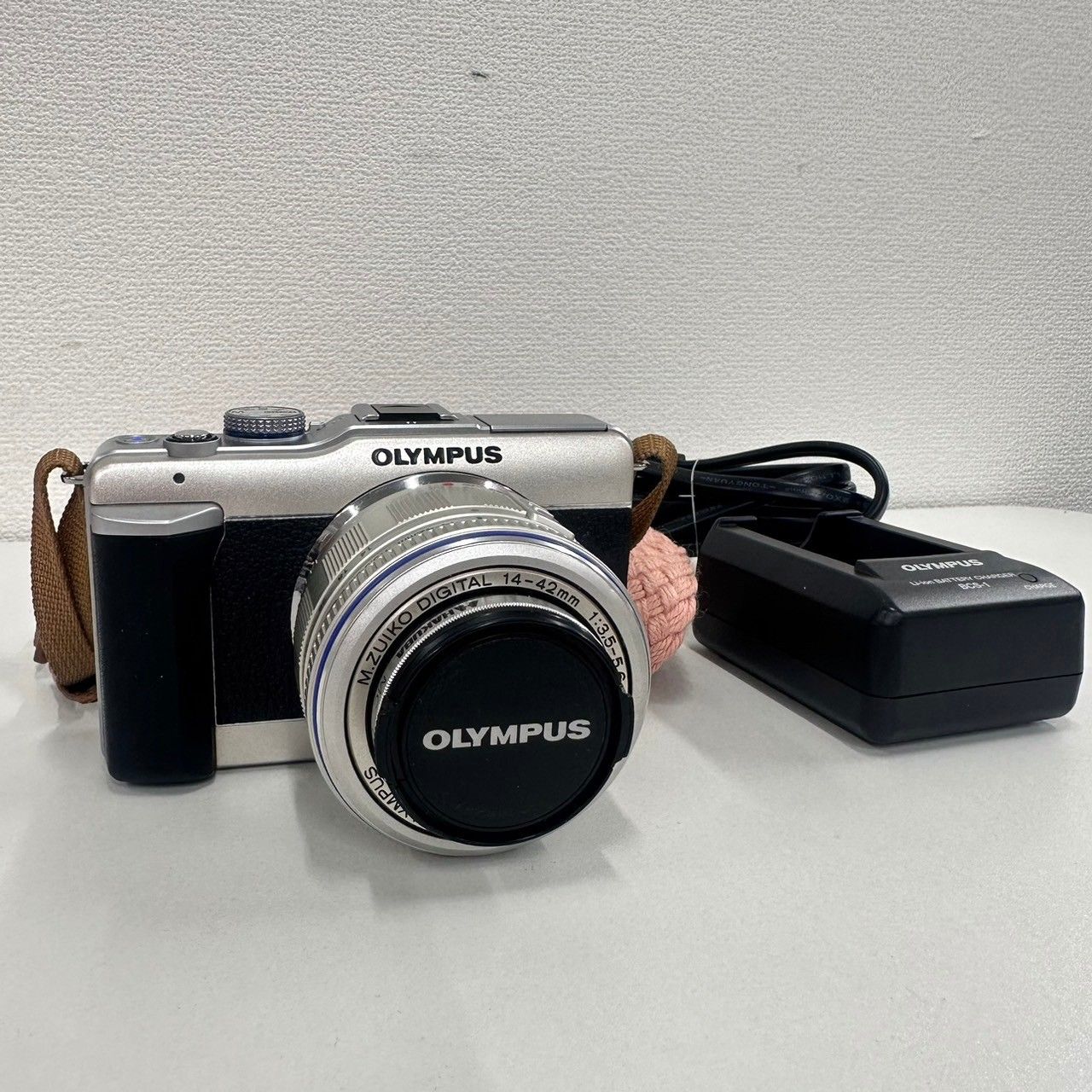 人気カラー OLYMPUS PEN Lite E-PL1 ミラーレス一眼 OLYMPUS - 良品 