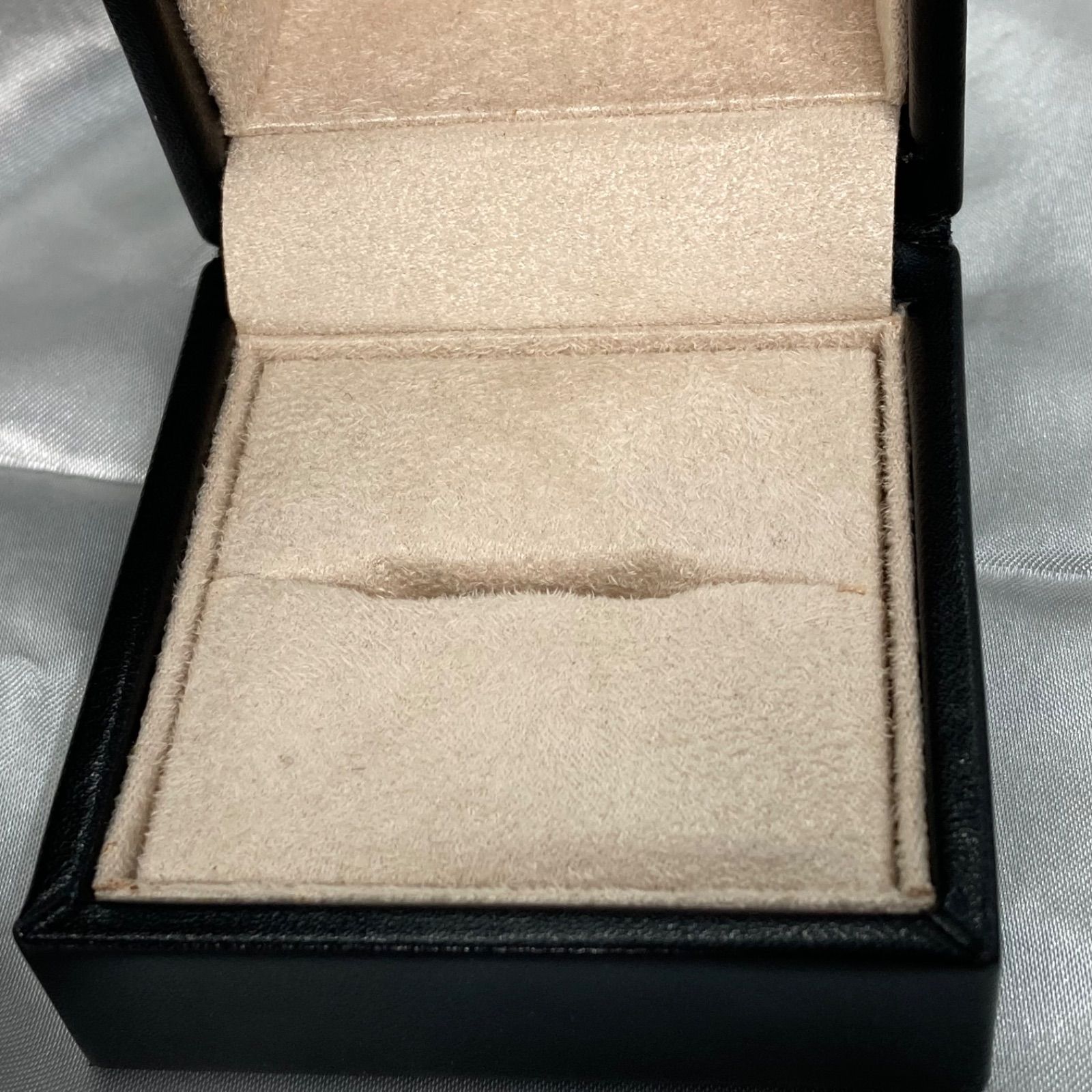 最終値下げ　ブルガリ　リングケース空箱 最終値下げブルガリ リングケース空箱 BVLGARI ブルガリ